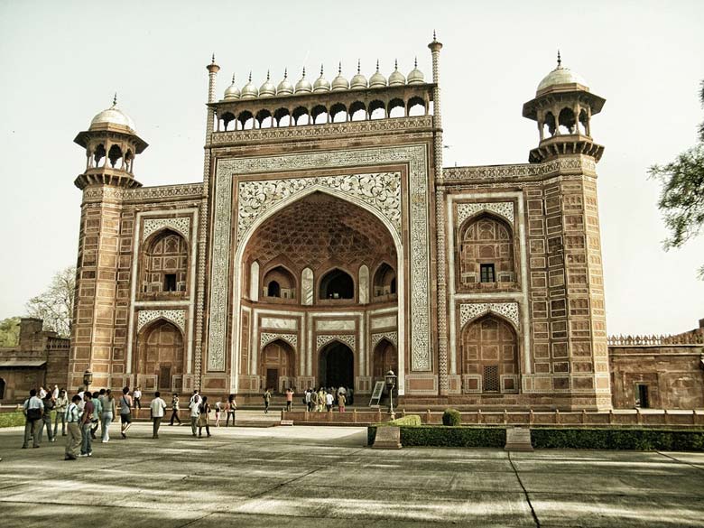 About Agra Fort Architecture