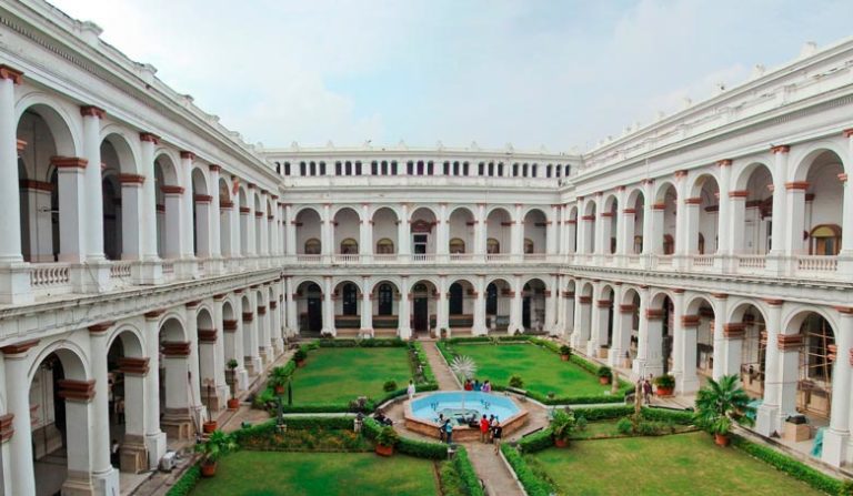 indian-museum-kolkata-swan-tours-travel-experiences-popular-places