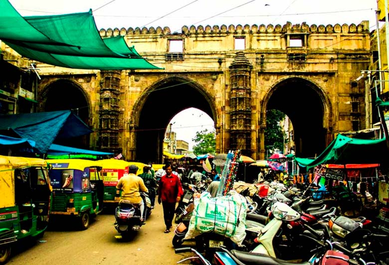Lal Darwaja, Gujarat