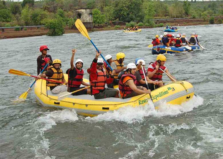 River rafting in Manali