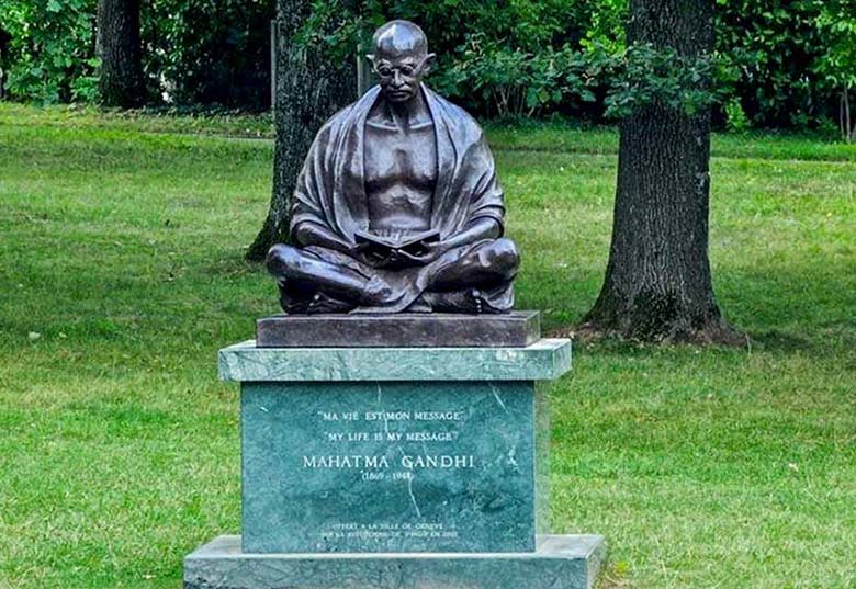 Mahatma Gandhi Monuments Tour