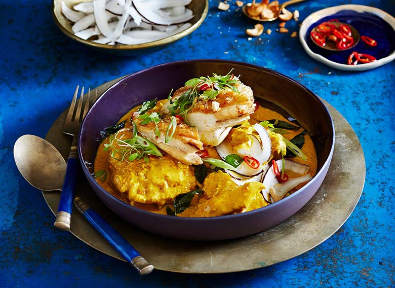 Sri Lankan Coconut and Turmeric Chicken Curry