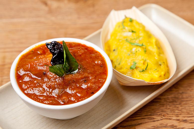 Eat Kappa and Fish Curry in Kerala