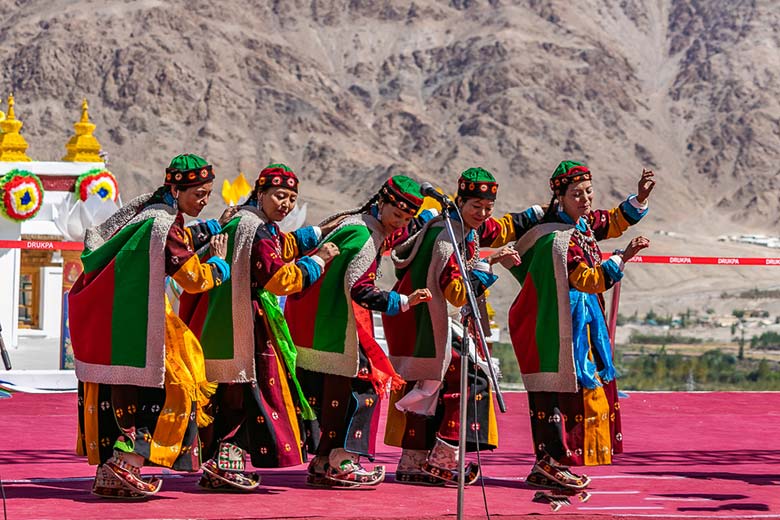 List of Top 9 Must Visit Dances of Ladakh by swantour.com