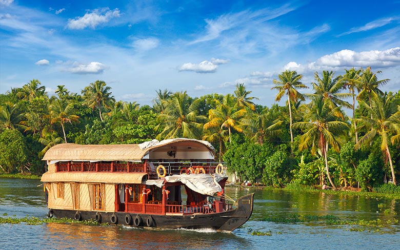 Stay Houseboat in Kerala