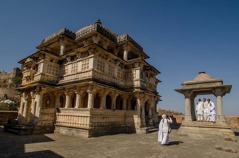 Vedi Temple