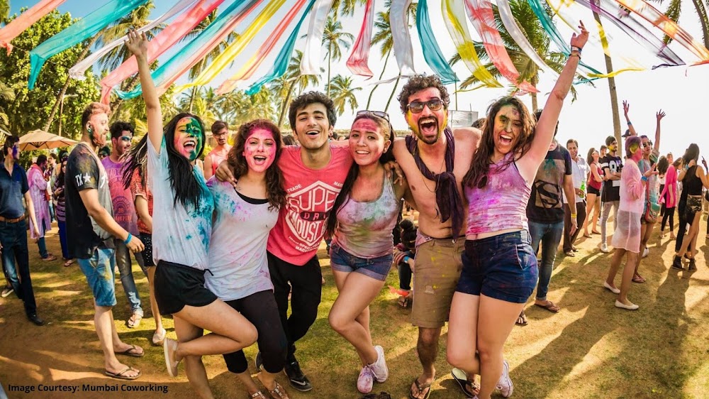 celebrate Holi in Mumbai