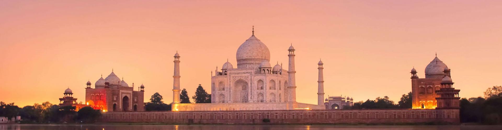 India tour packages from Ontario