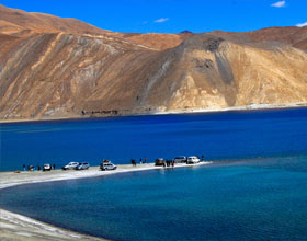 Leh Ladakh Pangong Lake Tour