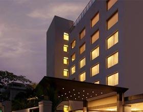 five star hotels in bangalore Package