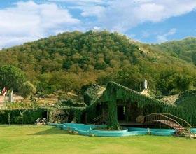 hotels in ranthambore Package