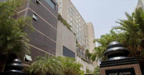 list of luxury hotels in bangalore Package