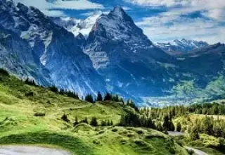 Delhi to Dharamshala Volvo Package
