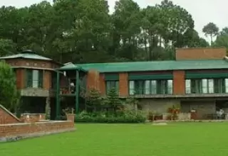 BAIKUNTH RESORT KASAULI