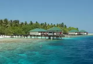 Embudu Village Resort