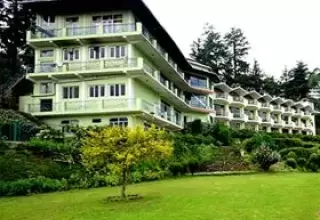 SUMAN ROYAL RESORT, KAUSANI